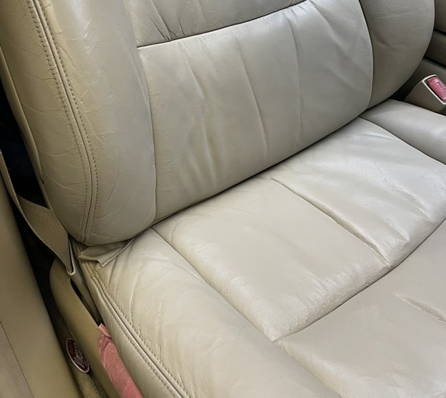 レザー革シート擦れひび割れリペア後